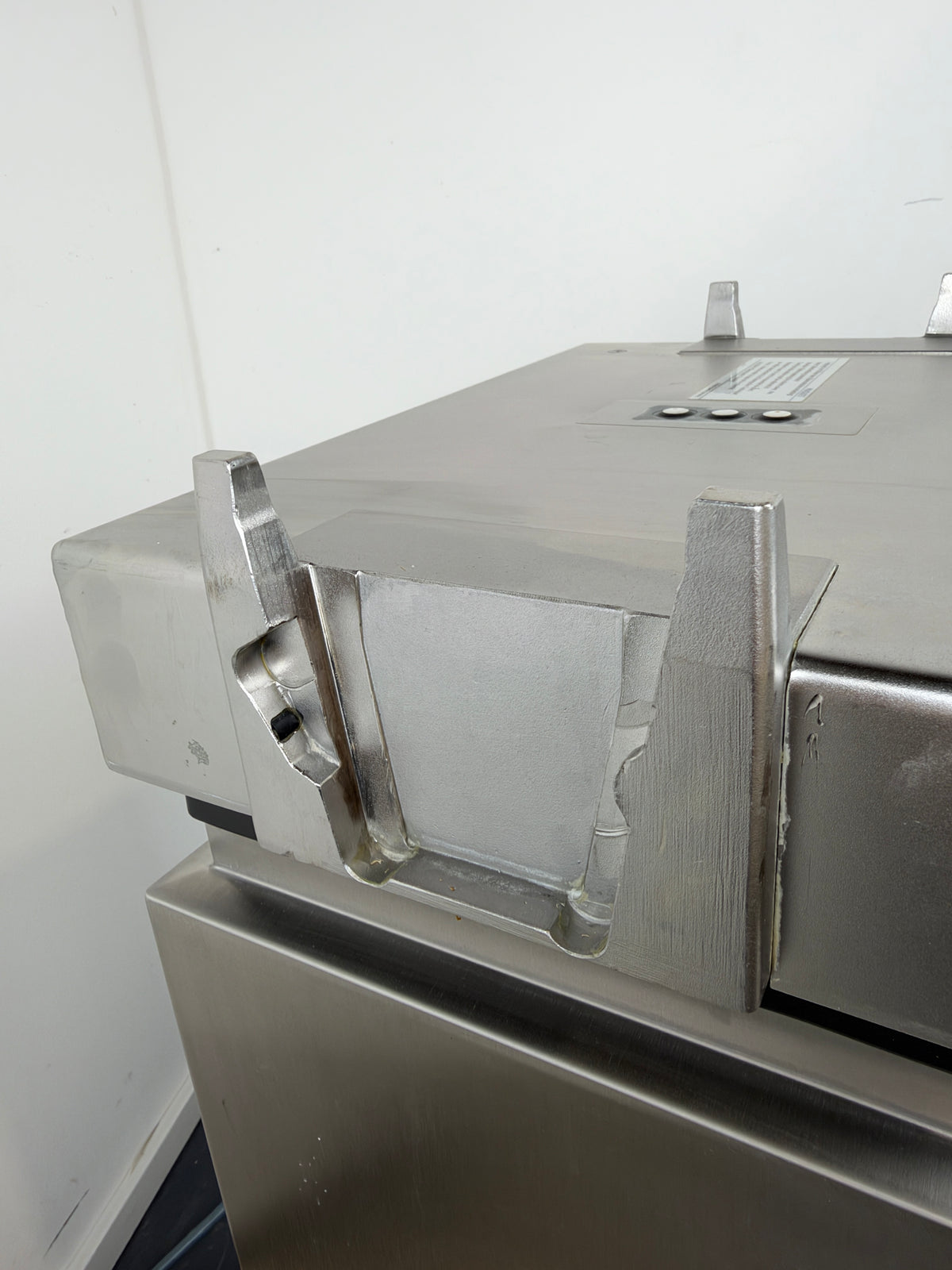 Maquet ALPHAMAQUET Plus 1150.01A1 stationäre OP-Tisch-Säule mit Versorgungseinheit