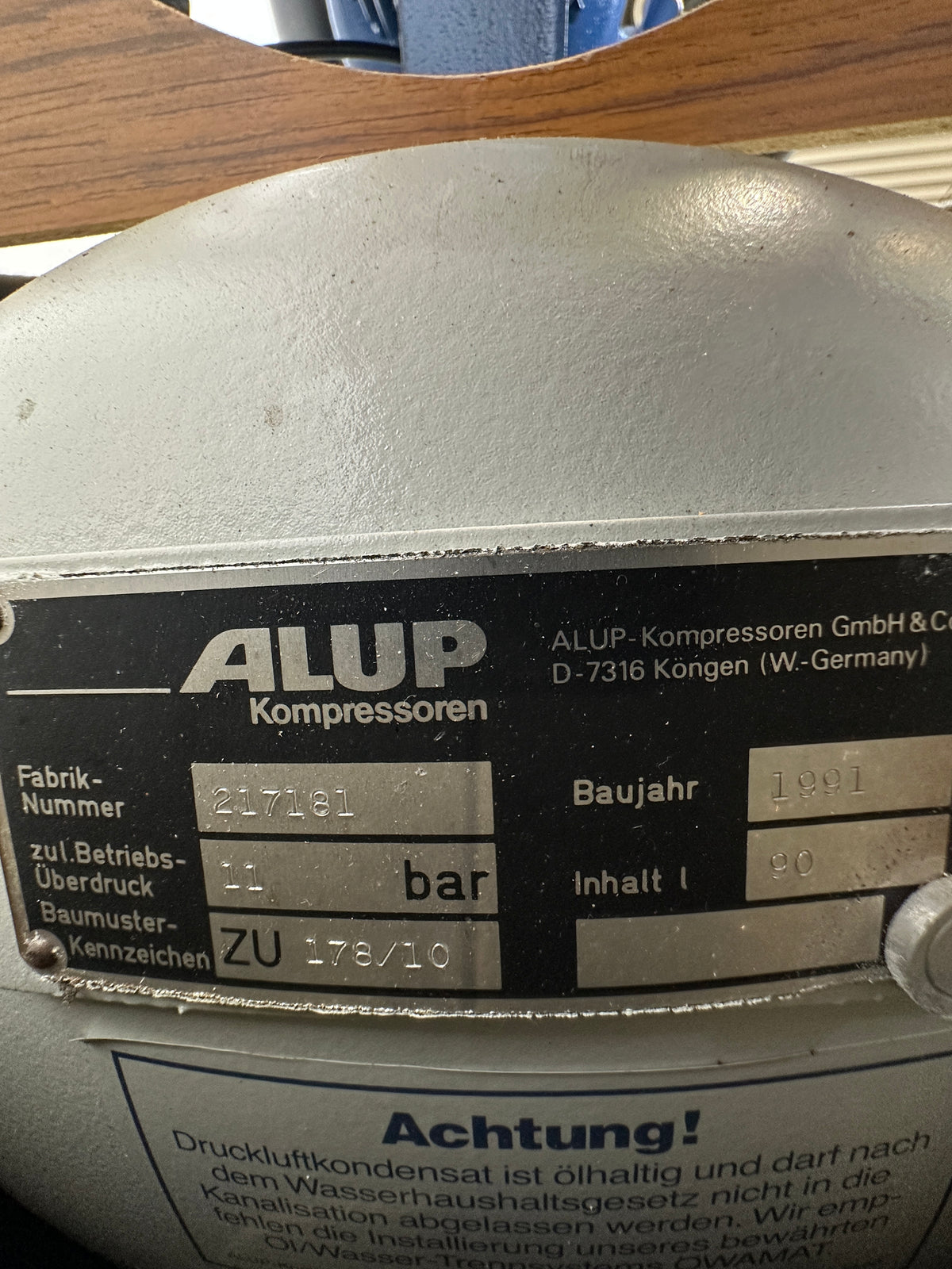 ALUP DKS 400-90 SG Air Compressor – 90 Liter – 10 bar – soundproofed