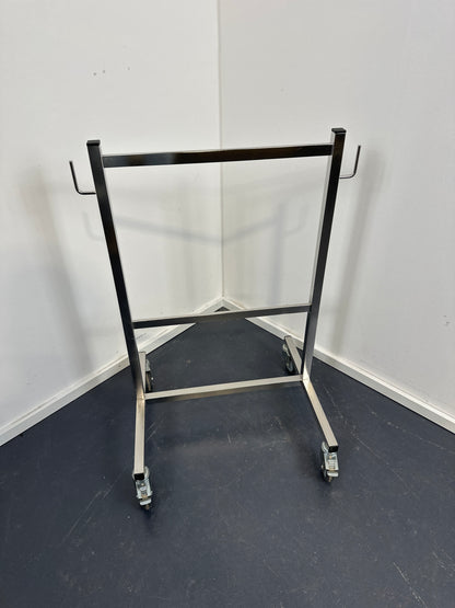 OR cart frame with two standard rails