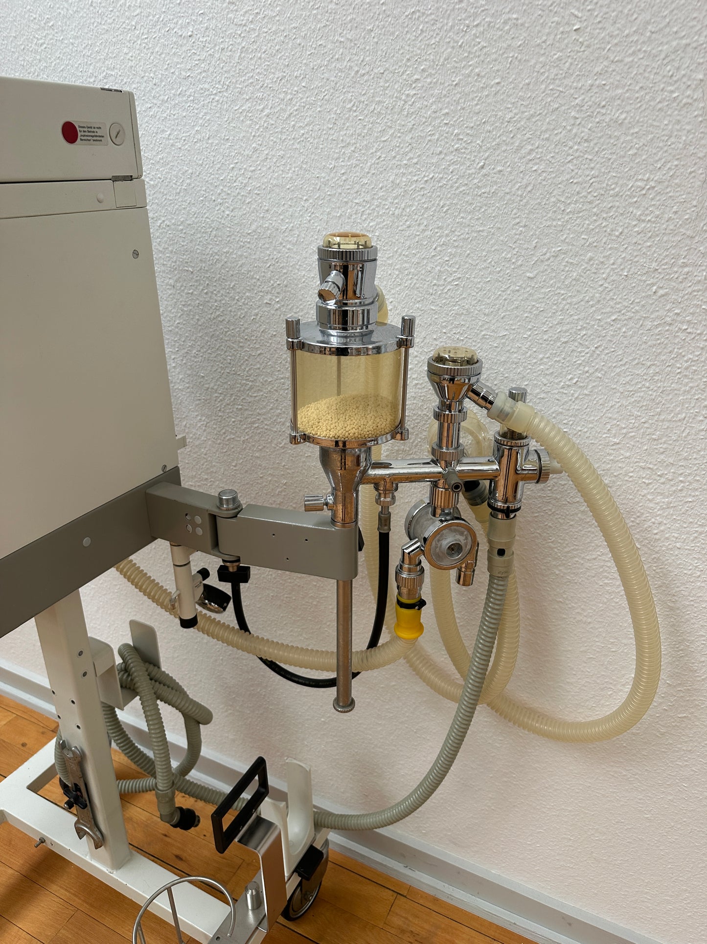 Dräger Sulla 808 Anesthesia Ventilator