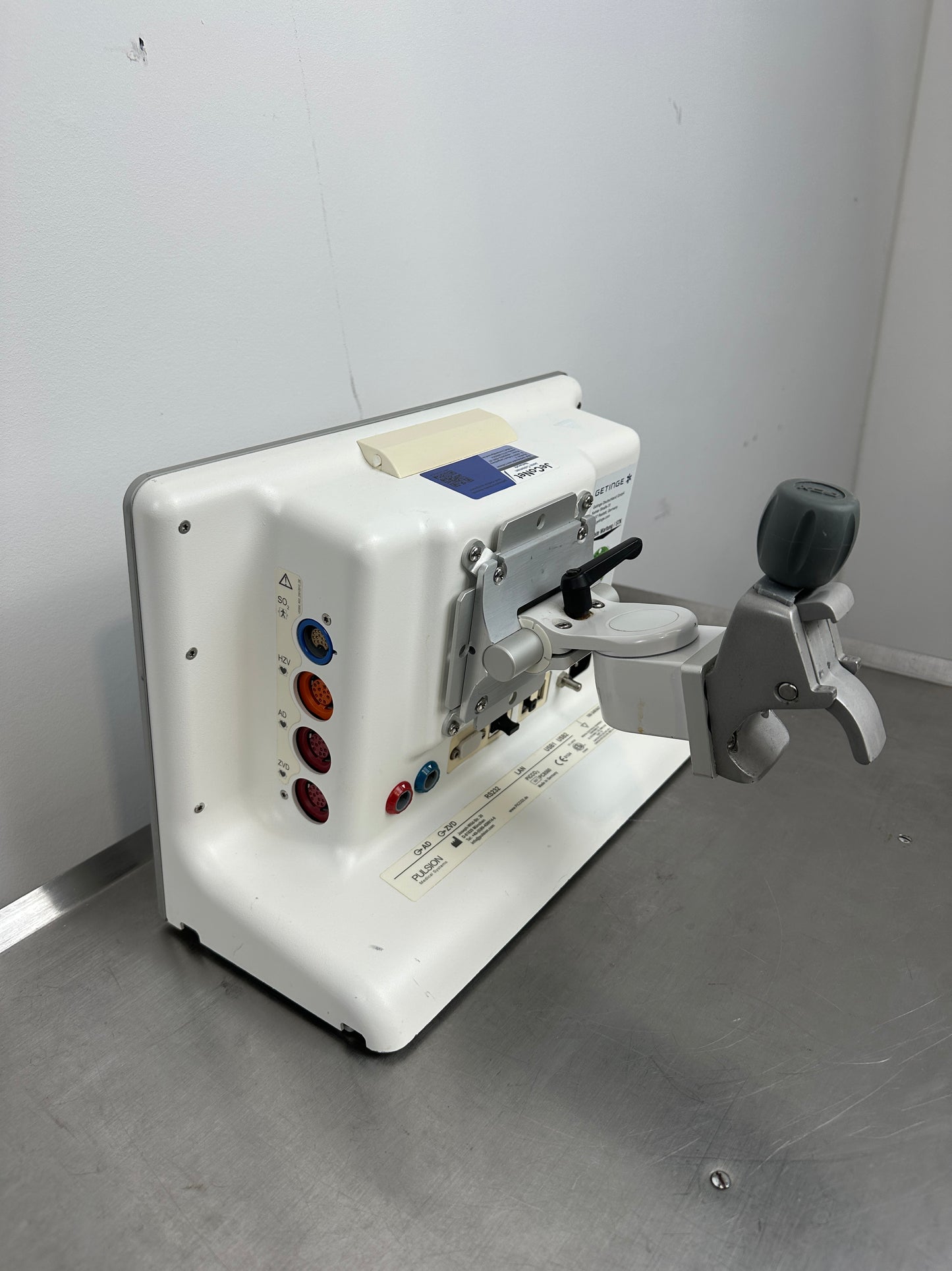 Pulsion Picco 2 Patient Monitor including cables