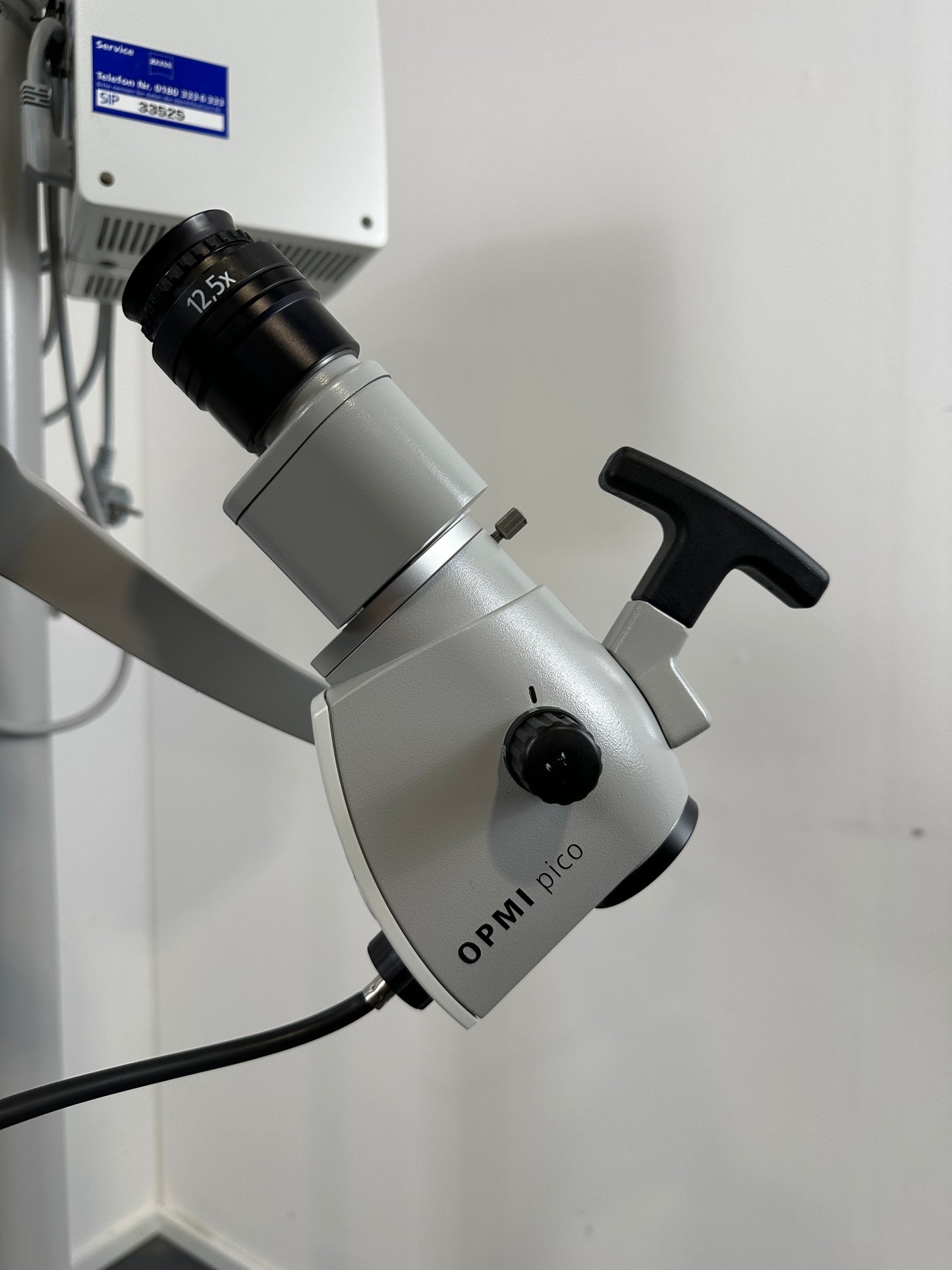 Zeiss OPMI Pico surgical microscope