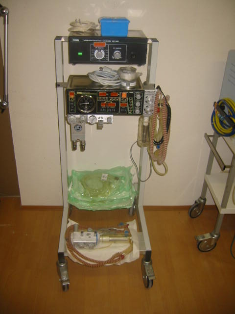 Stephan HF-300 SIMV Beatmungsgerät für Kinder