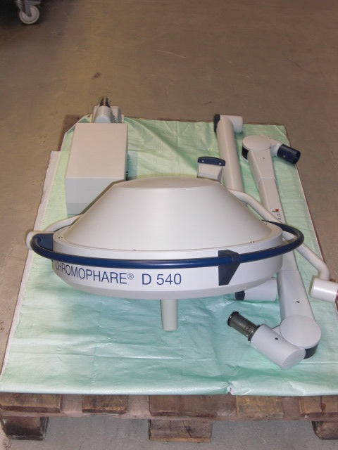 Berchtold Chromophare D540 OP-Lampe (Wandmontage)
