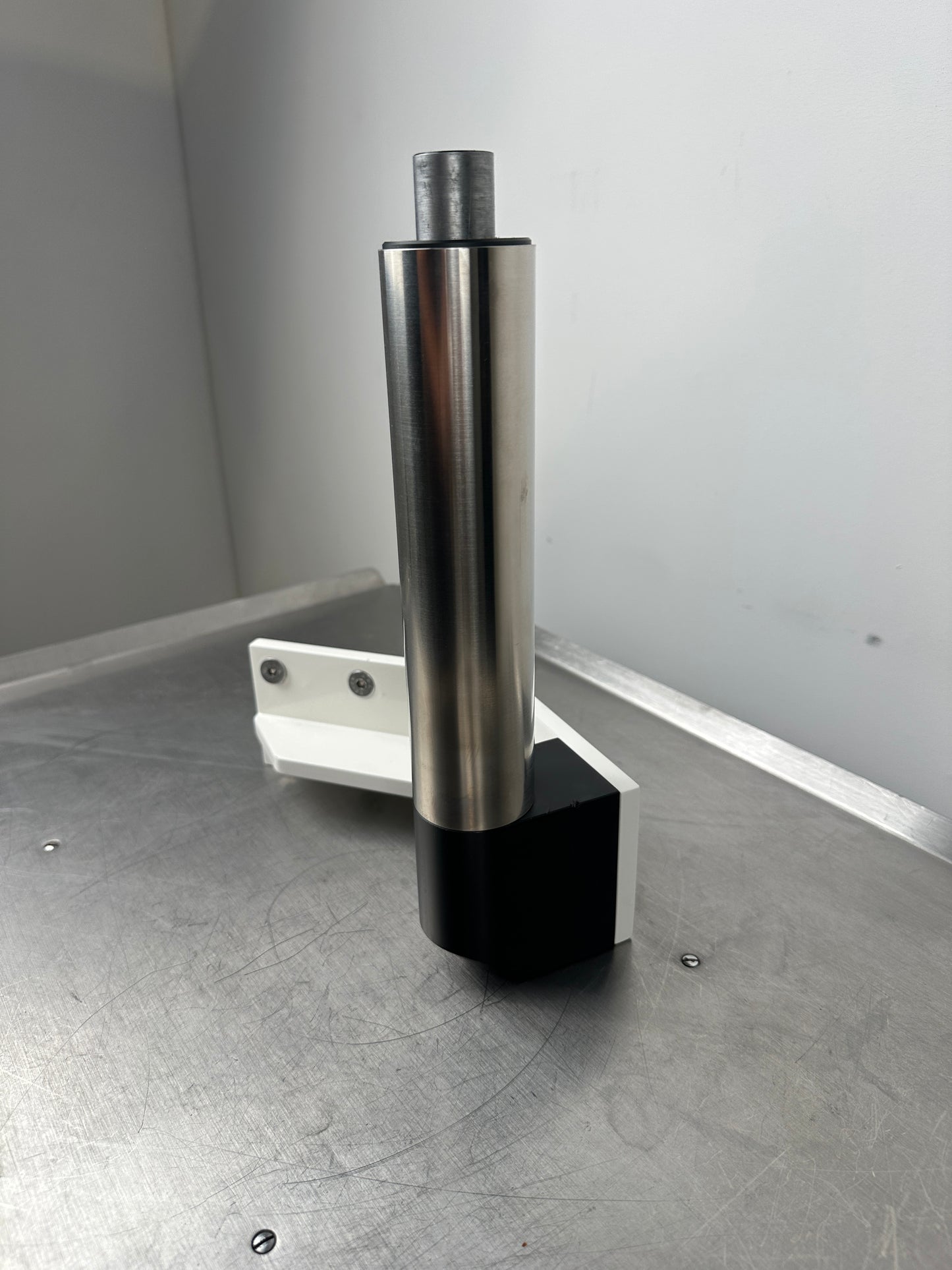 Kolposkophalterung / Geräteaufnahme für Gynäkologiestuhl Edelstahl 20cm