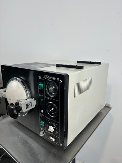 Melag Autoclave 17 Chamber Volume: 11.01dm3 / 11L