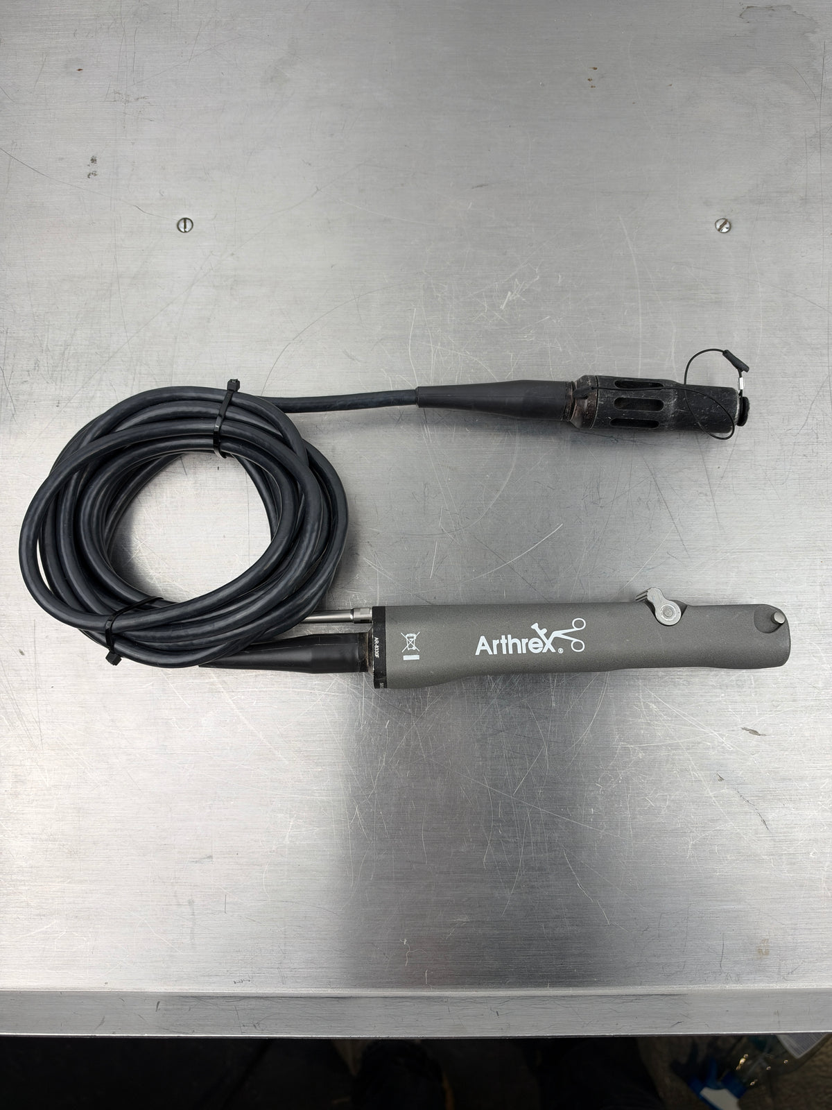 Arthrex AR-8330F APS II Shaver-Handstück – Footswitch Control