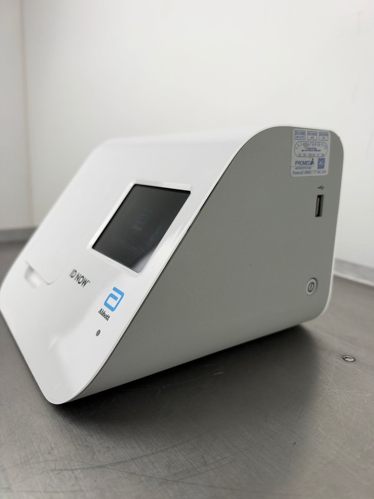 Abbott ID NOW EQ002002A Molekular-Diagnostik / Point-of-Care Analyzer inkl. Netzteil