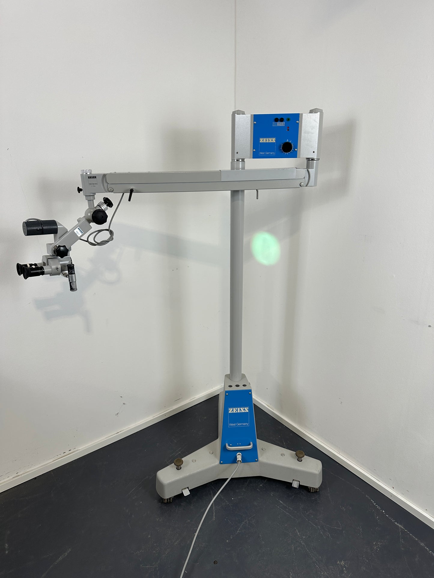 Zeiss OPMI-9 Surgical Microscope (ENT/Ophthalmology)