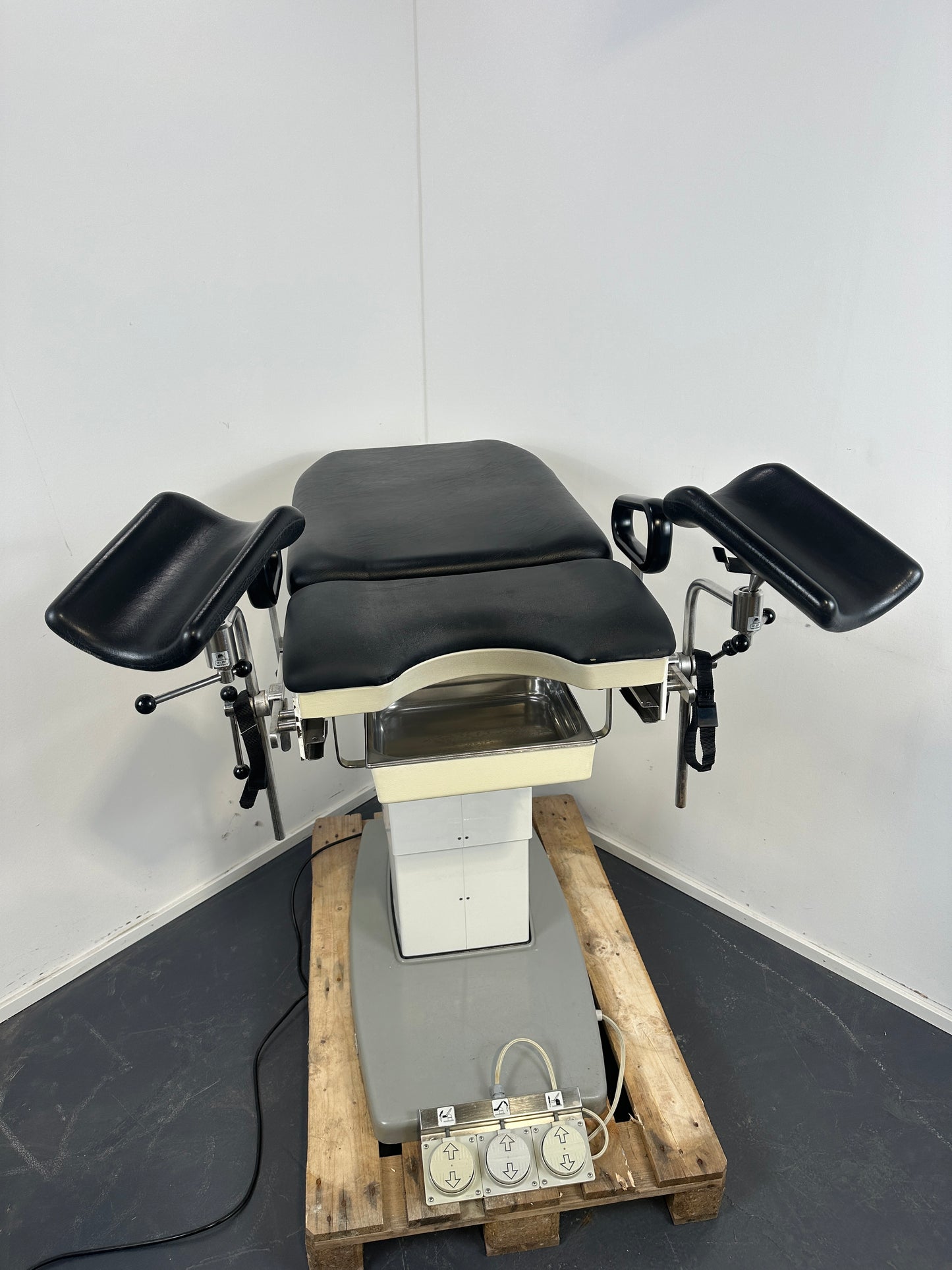 Gynäkologischer Untersuchungsstuhl Schmitz Medi-Matic Serie 115