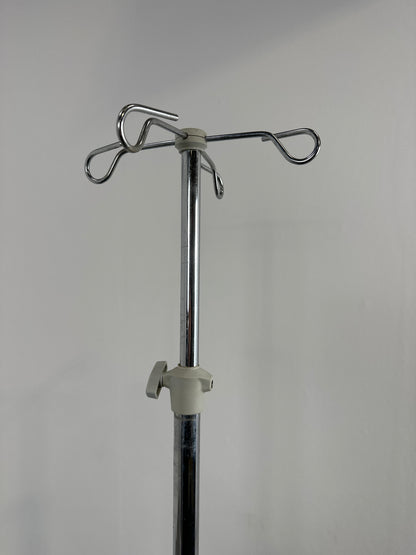 Infusion stand for standard rail