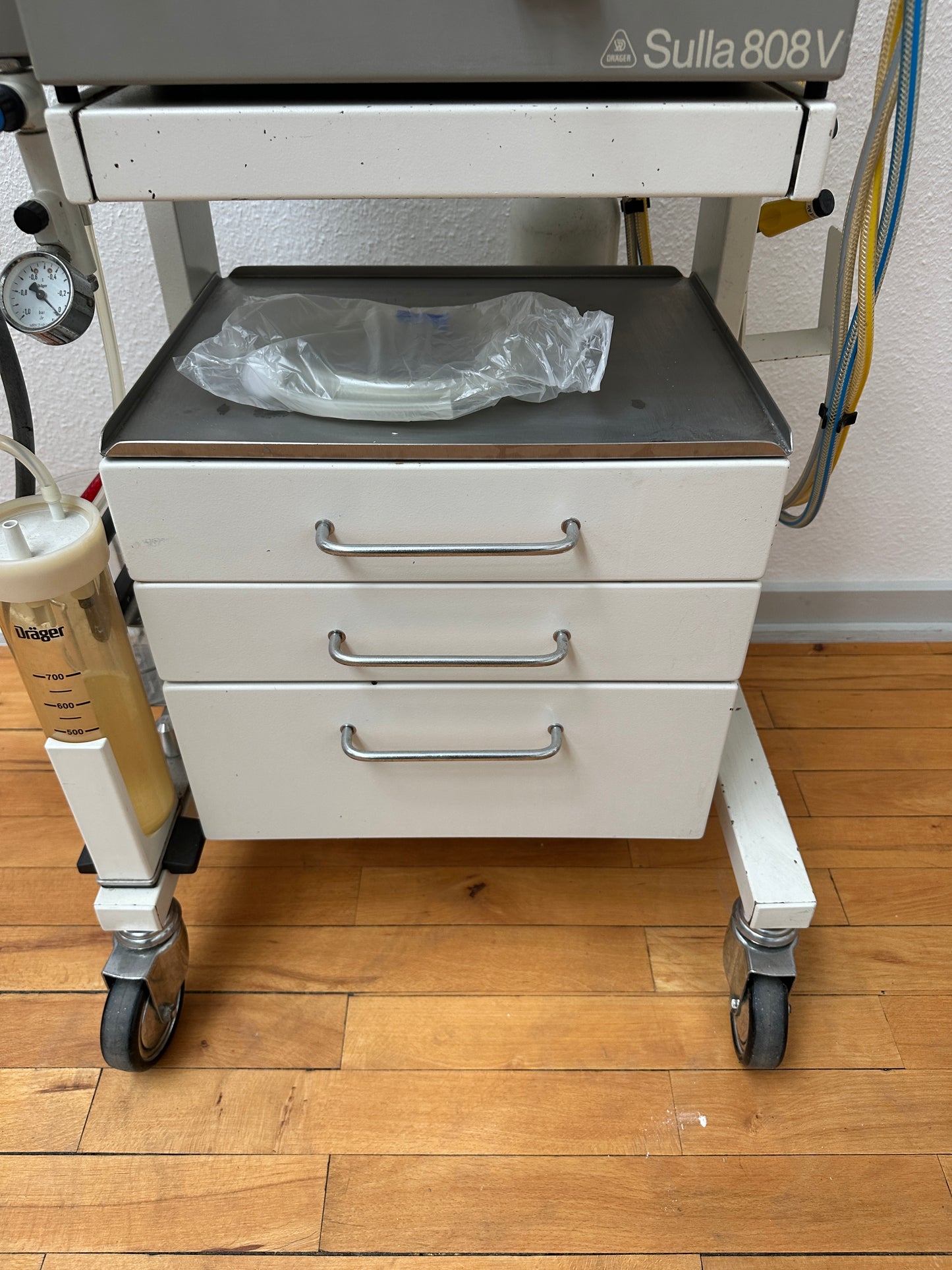 Dräger Sulla 808 V Anesthesia Ventilator
