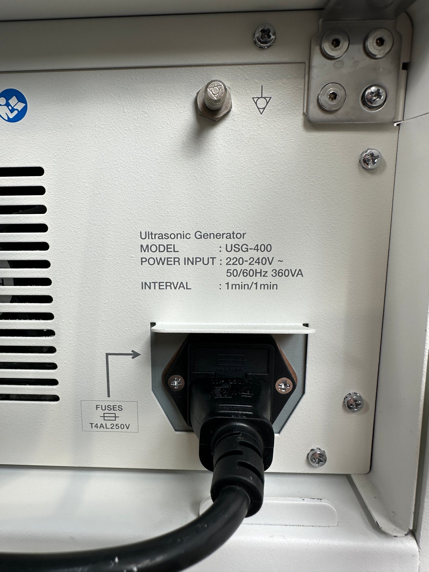 Olympus HF-Generator ESG-400 & Ultraschallgenerator USG-400 & Fahrwagen TC-E400