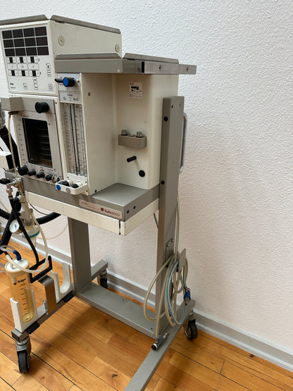 Dräger Sulla 800 V anesthesia ventilator