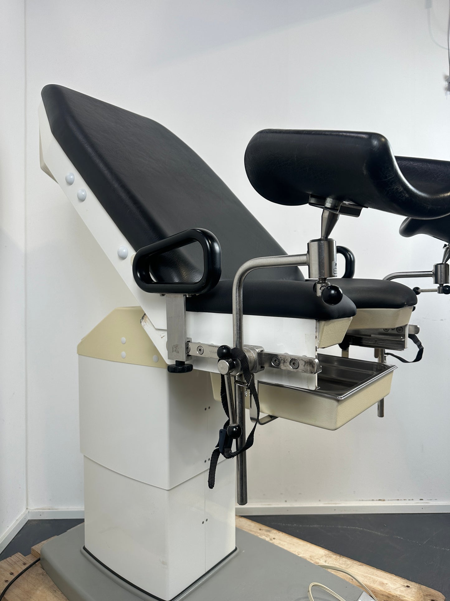 Gynäkologischer Untersuchungsstuhl Schmitz Medi-Matic Serie 115
