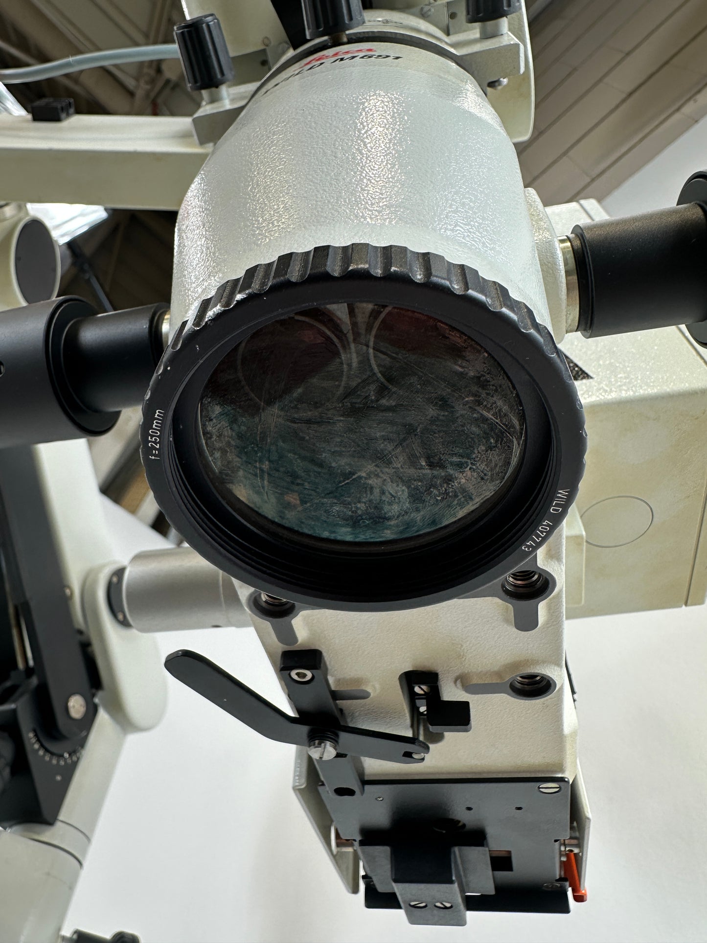 Wild MEL 53 operating microscope