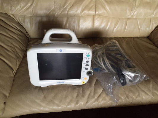 GE Dash 3000 EKG-Monitor (1)