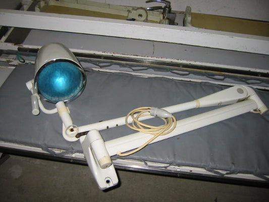 Hanaulux 3071 OP-Lampe (Wandmontage)
