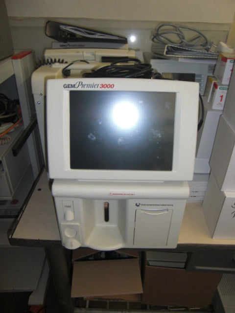 Instrumentarium Laboratory GEM 3000 Analyzer (Blutgas)
