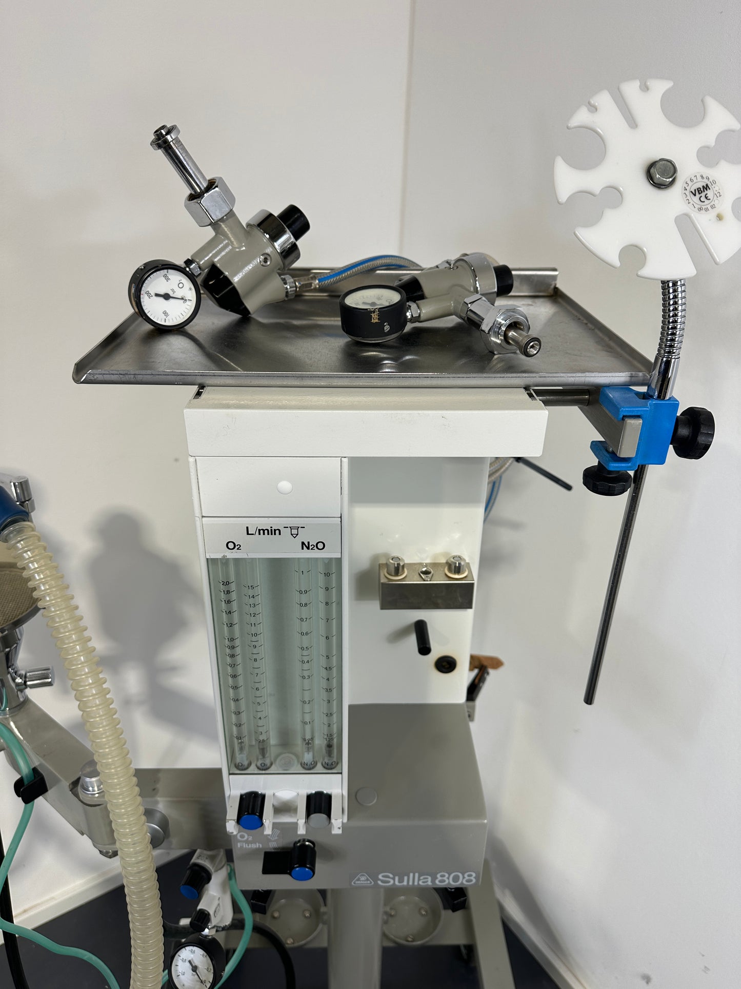 Dräger Sulla 808 grau Narkosegerät auf Fahrwagen