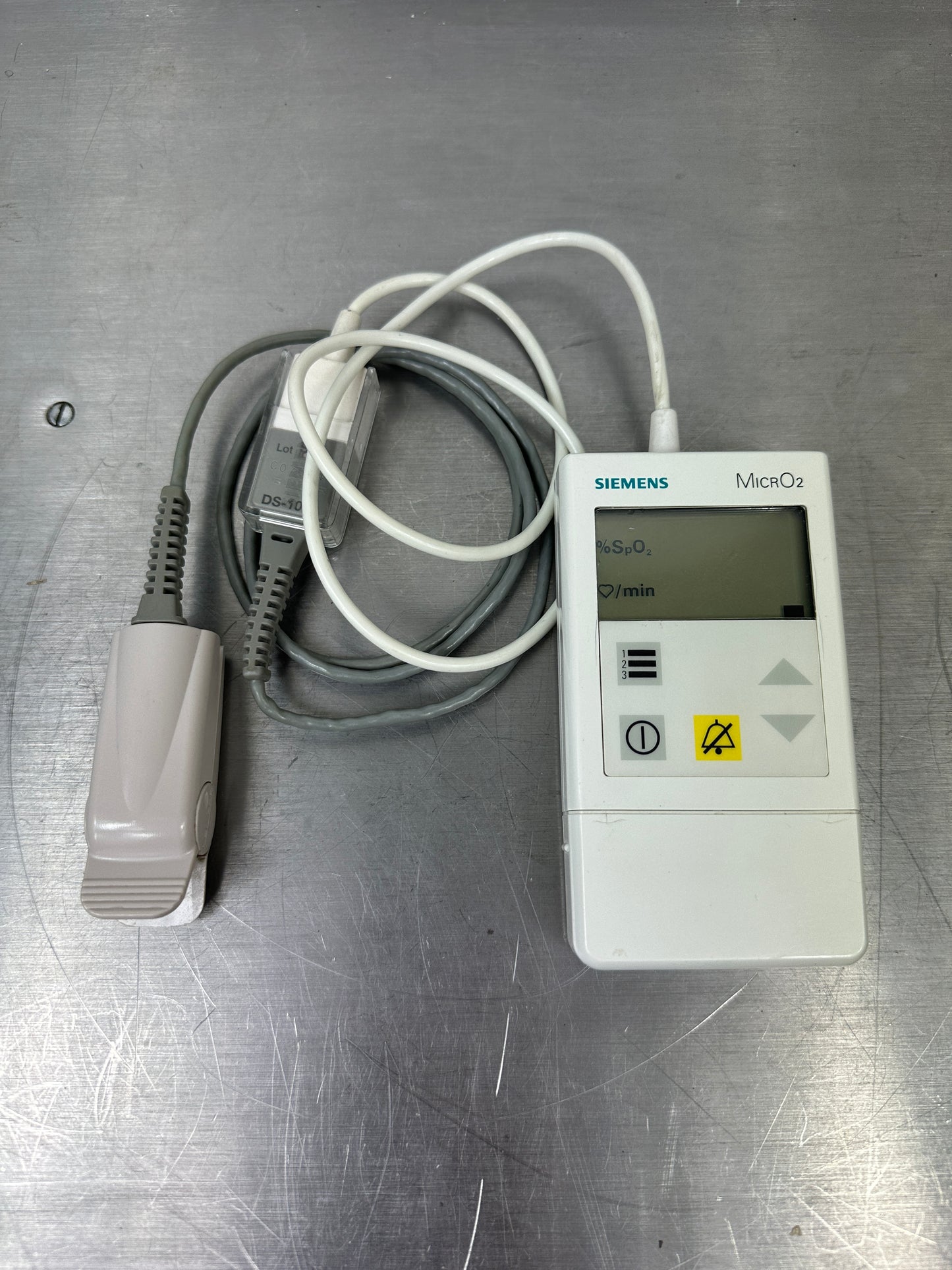 Siemens MicrO2 tragbares Pulsoximeter inkl. Fingersensor