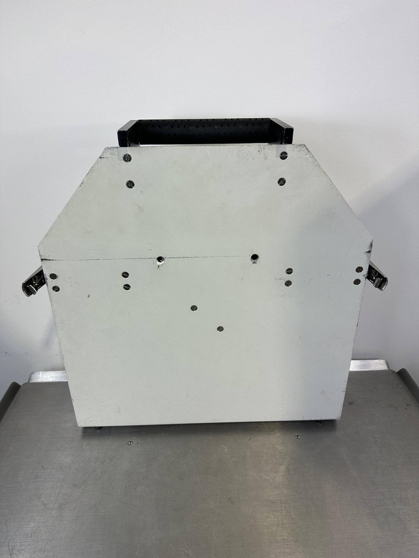 Flaschenhalter für medizinische Gasflaschen Notfall