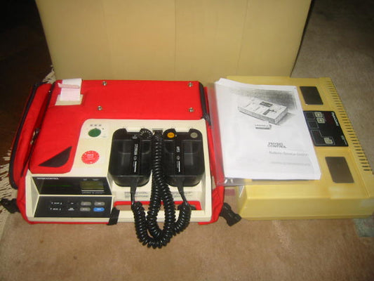 Physio Control Lifepak 10 Defibrillator (1)