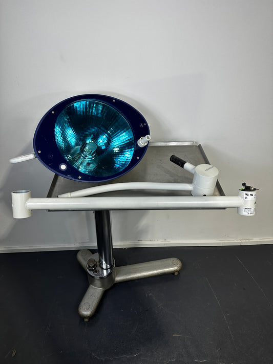Heraeus Blue 80 OP-Lampe (Deckenmontage)