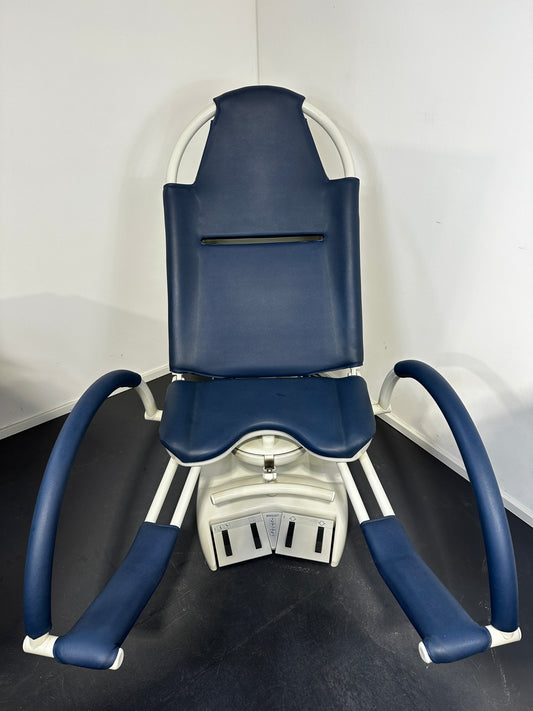 Maquet Radius 1557.02AJ Gynäkologischer Untersuchungsstuhl