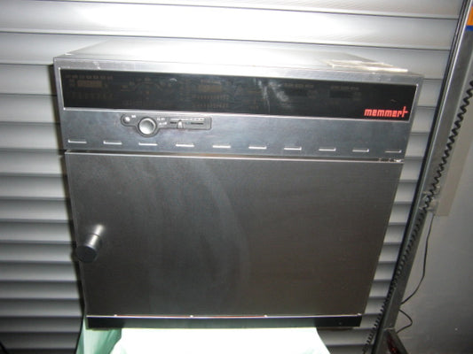 Memmert INB 300 Brutschrank (Präzisionsbrutschrank)