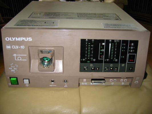 Olympus CLV-10 Endoskopie Kaltlichtquelle (Xenon)