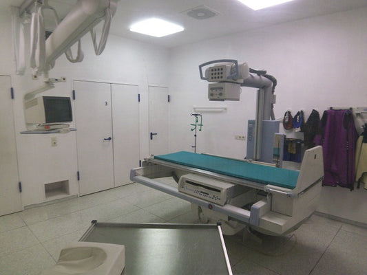 Siemens Axion Ikonos R 100 Röntgenanlage (Durchleuchtung)