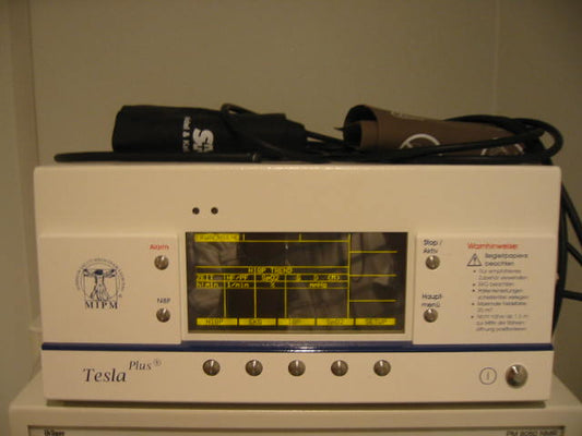 Mammendorfer Institut für 
physikalische Medizintechnik Tesla Plus EKG-Monitor (MRT)
